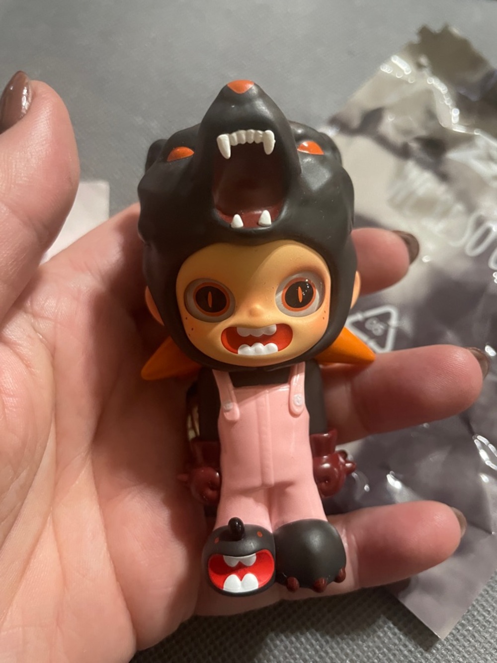 AUTHENTIC - Furious Bear - Zsiga - We're So Cute Series by POP MART - Picture 2 of 12